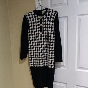 Christian A. l Black and White  Dress